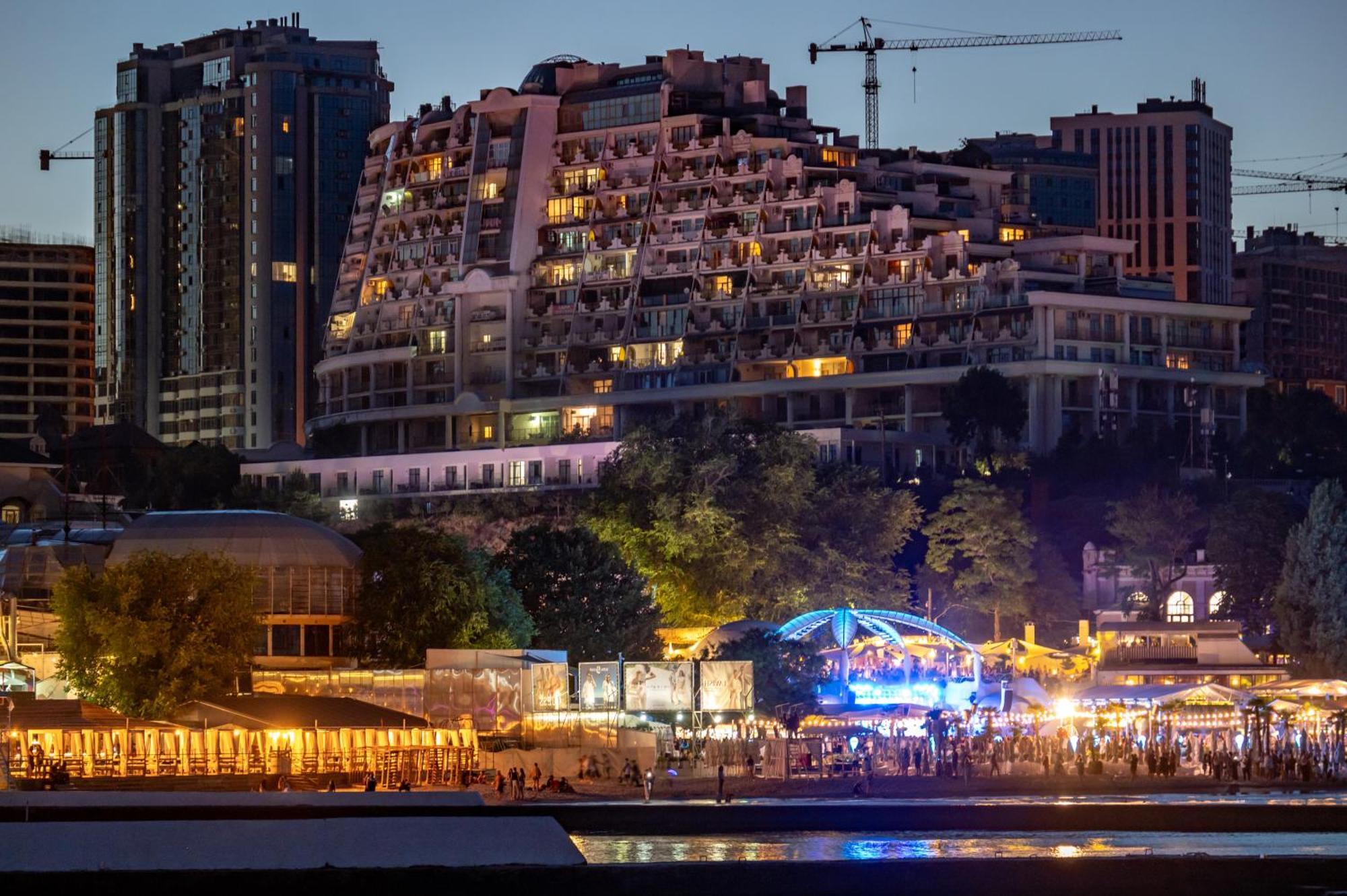 Apart Hotel D'Monica โอเดสซา ภายนอก รูปภาพ
